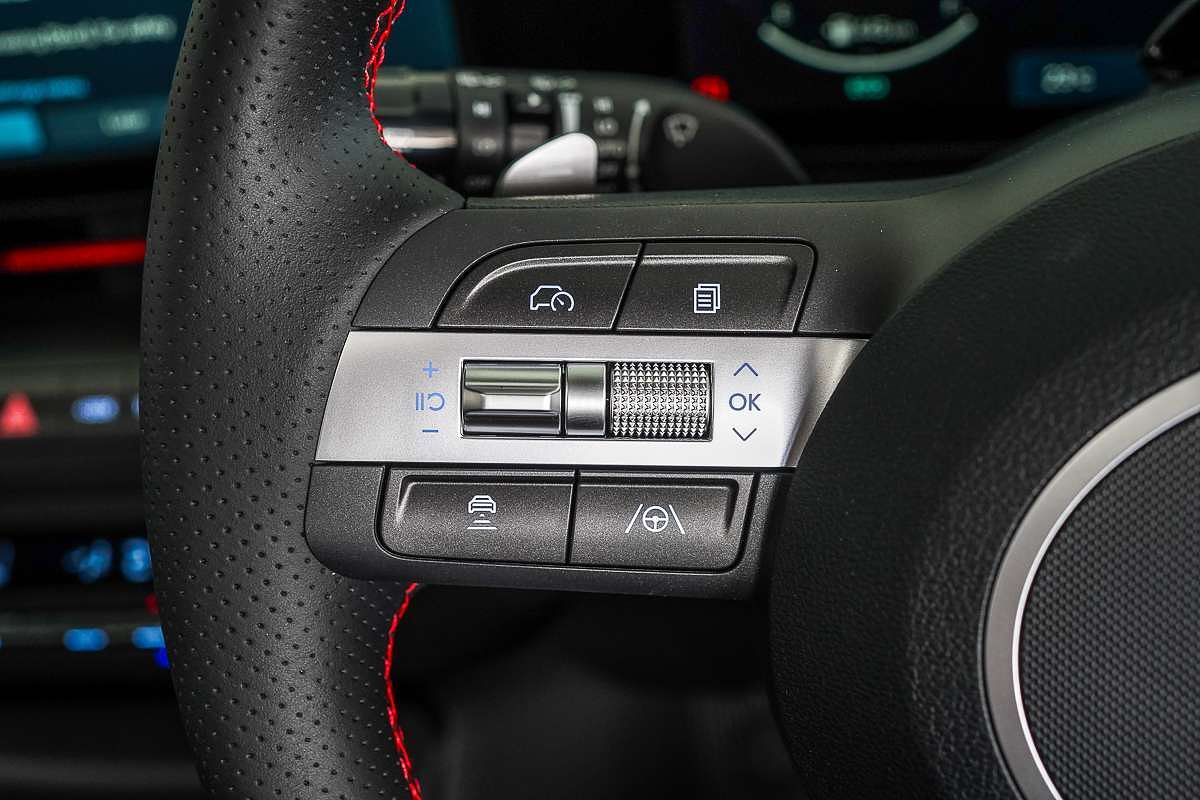 2025 Hyundai Kona Premium N Line SX2.V3