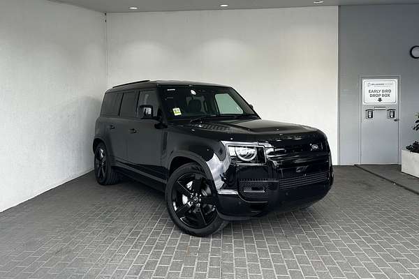 2025 Land Rover Defender 110 P400 X-Dynamic SE L663