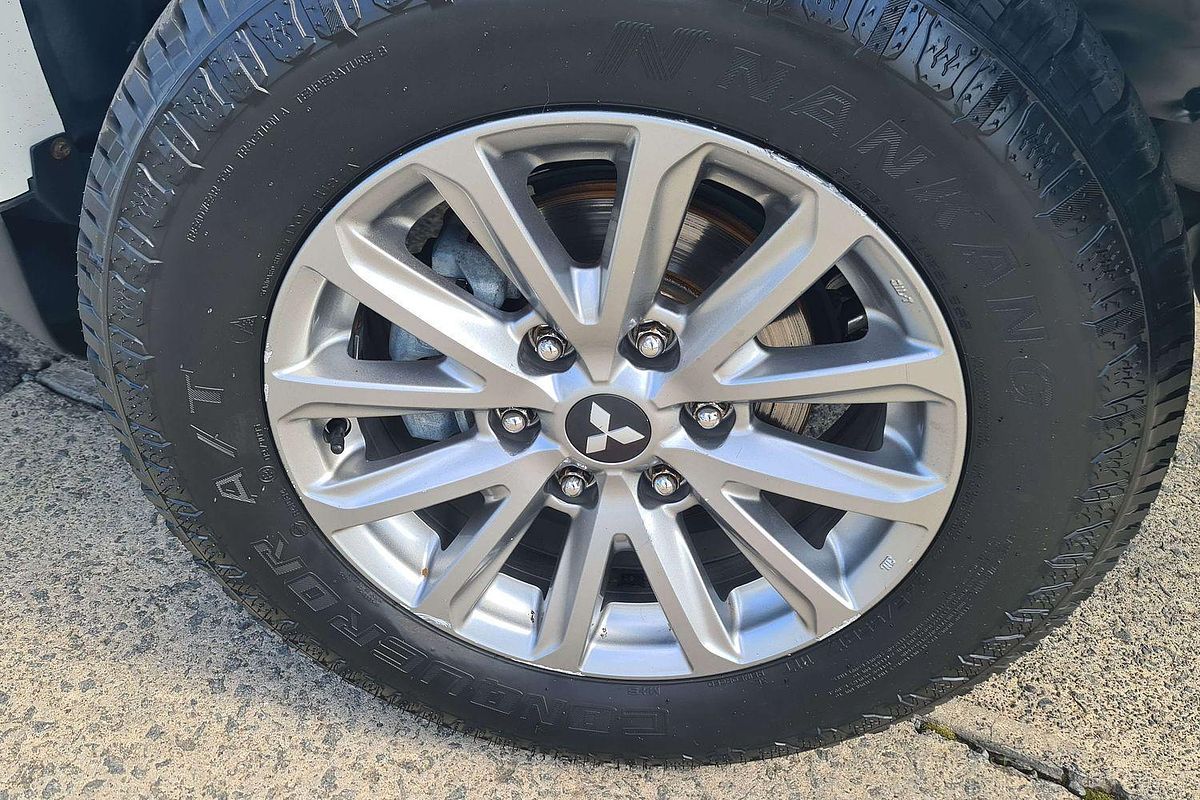 2017 Mitsubishi Triton GLX MQ 4X4