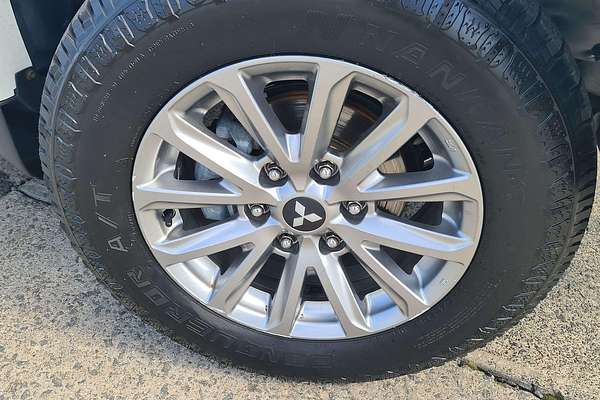 2017 Mitsubishi Triton GLX MQ 4X4