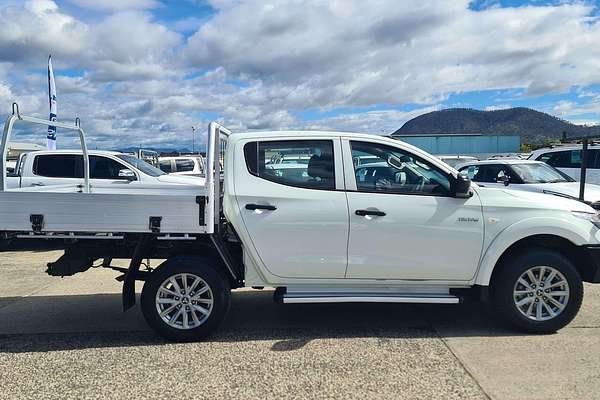 2017 Mitsubishi Triton GLX MQ 4X4