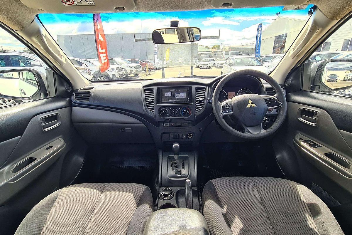 2017 Mitsubishi Triton GLX MQ 4X4