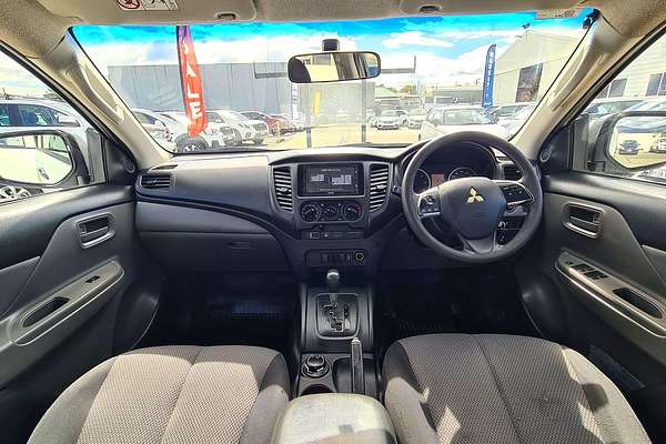 2017 Mitsubishi Triton GLX MQ 4X4