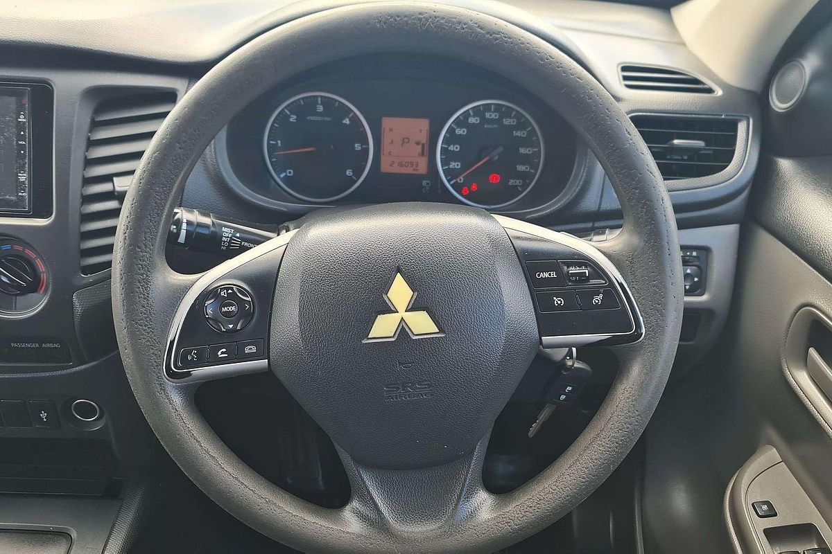 2017 Mitsubishi Triton GLX MQ 4X4