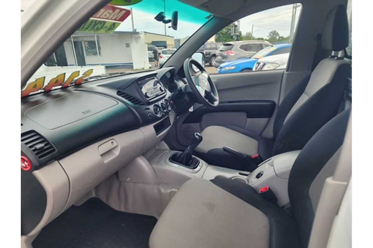 2014 Mitsubishi Triton GL MN Rear Wheel Drive