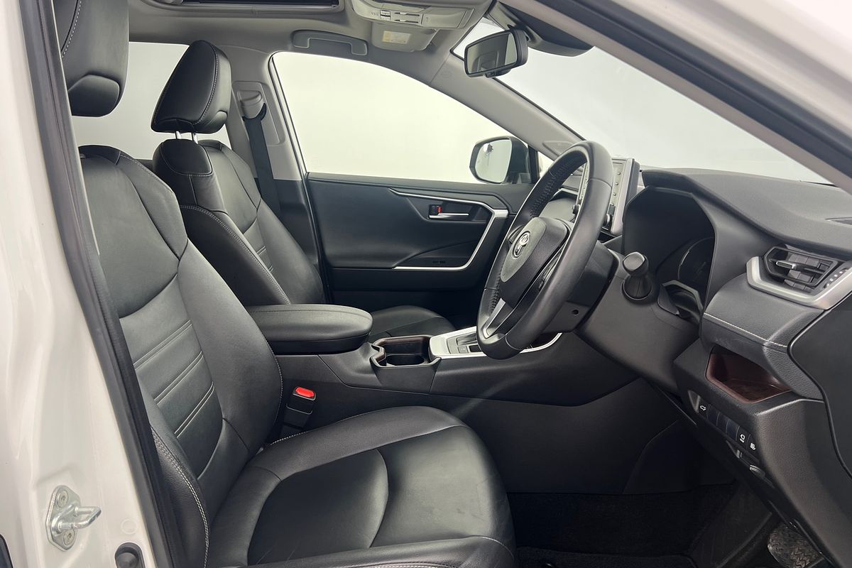 2019 Toyota RAV4 Cruiser AXAH52R