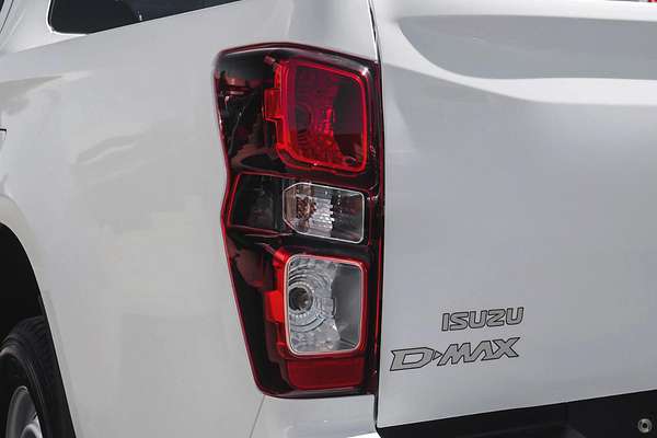 2025 Isuzu D-MAX SX High Ride Rear Wheel Drive