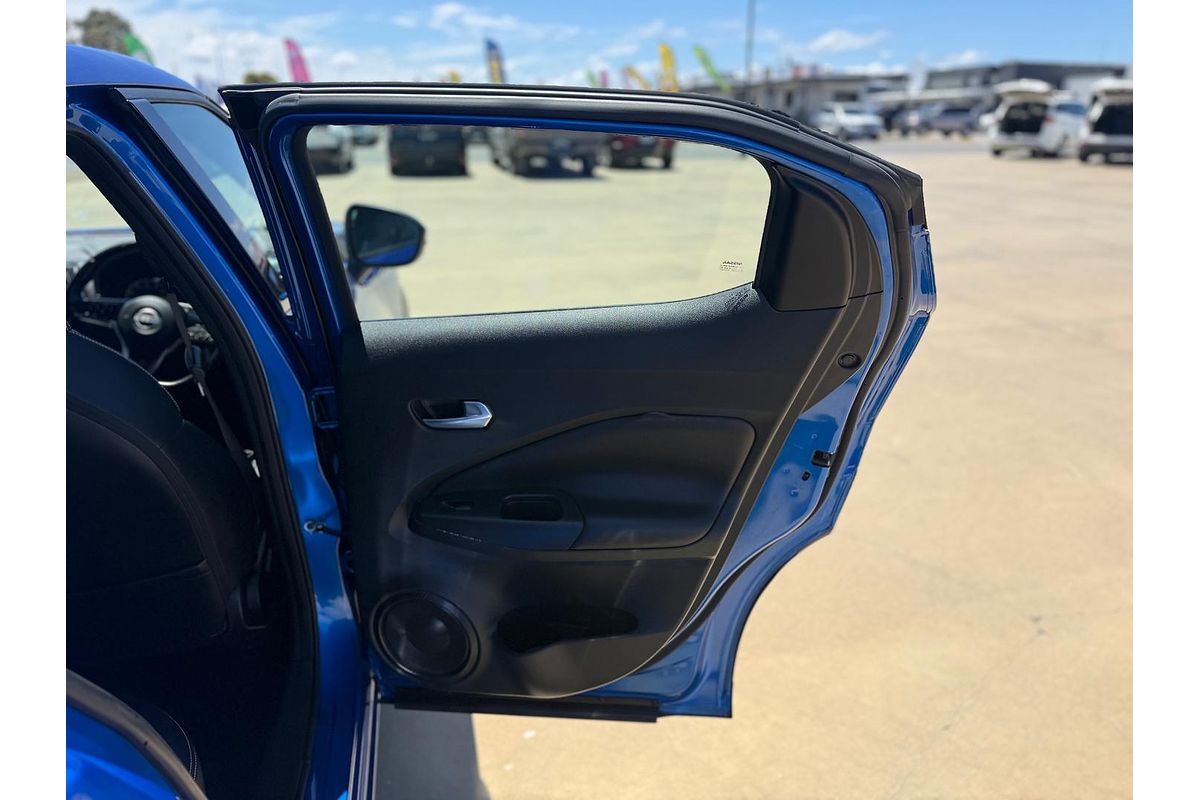 2023 Nissan JUKE ST-L F16
