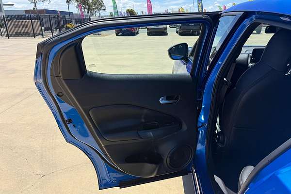 2023 Nissan JUKE ST-L F16