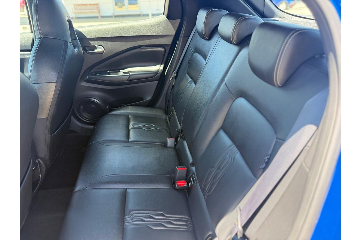 2023 Nissan JUKE ST-L F16