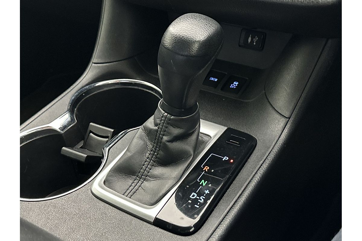 2015 Toyota Kluger GX GSU50R