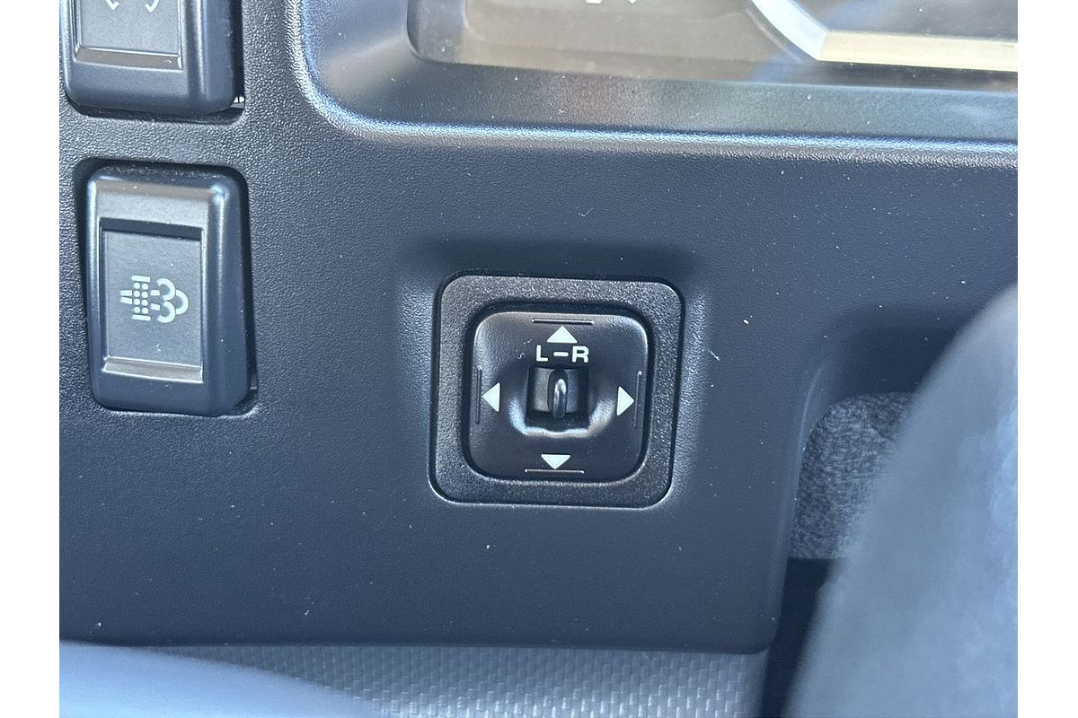 2023 Isuzu N Series NNR 45-150 Vanpack MWB