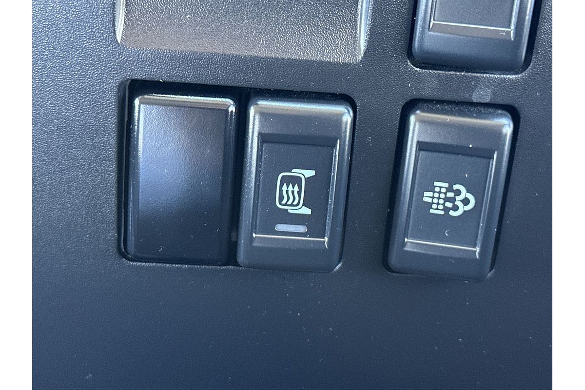 2023 Isuzu N Series NNR 45-150 Vanpack MWB