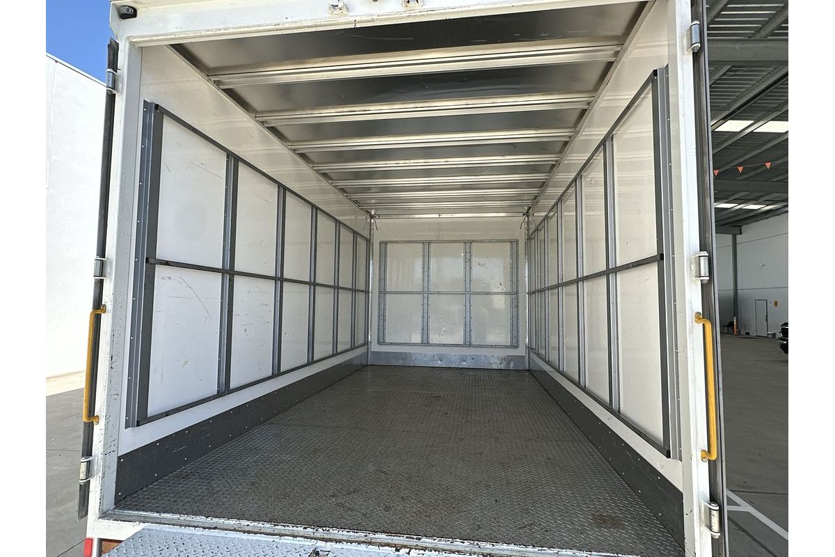 2023 Isuzu N Series NNR 45-150 Vanpack MWB