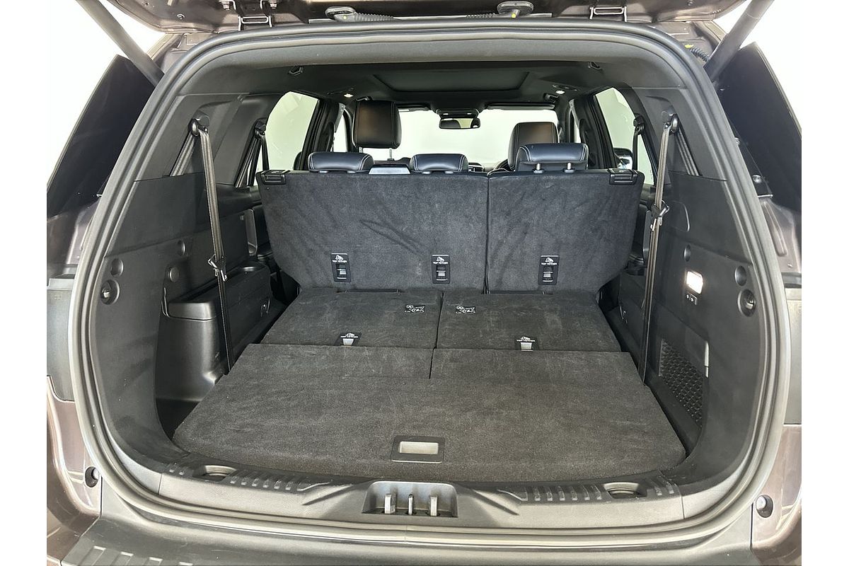 2024 Ford Everest Platinum 3.0L