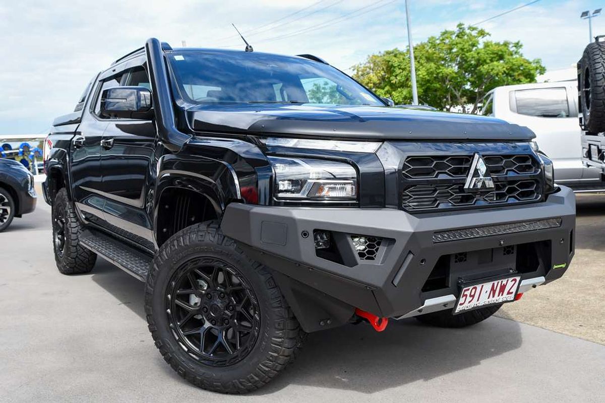2025 Mitsubishi Triton GSR MV 4X4