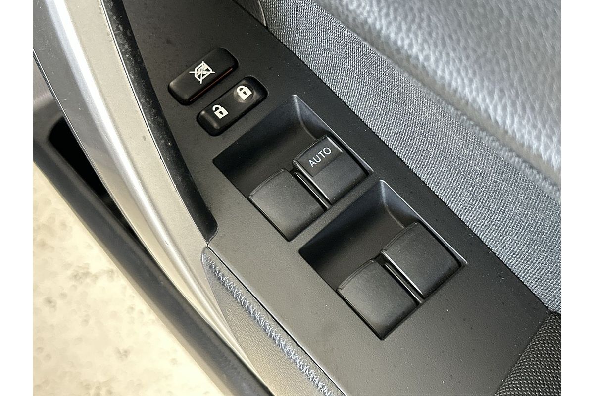 2015 Toyota Corolla SX ZRE172R