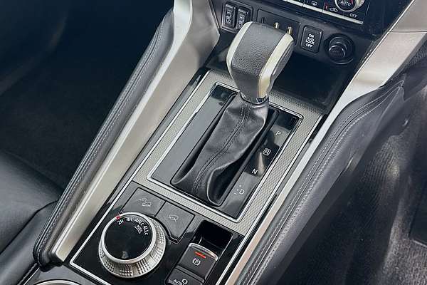 2022 Mitsubishi Pajero Sport Exceed QF