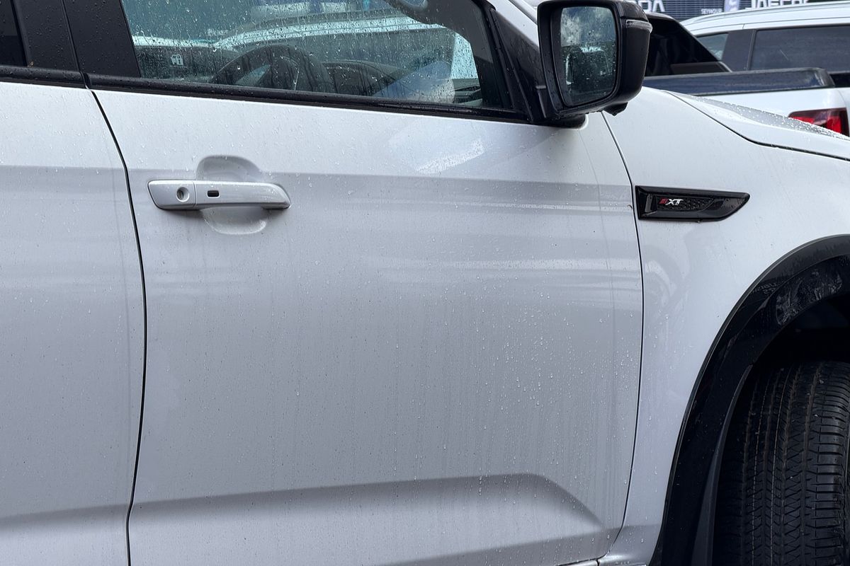 2025 Isuzu MU-X X-TERRAIN