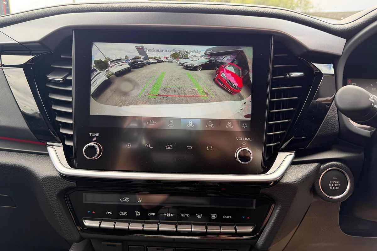 2025 Isuzu MU-X X-TERRAIN