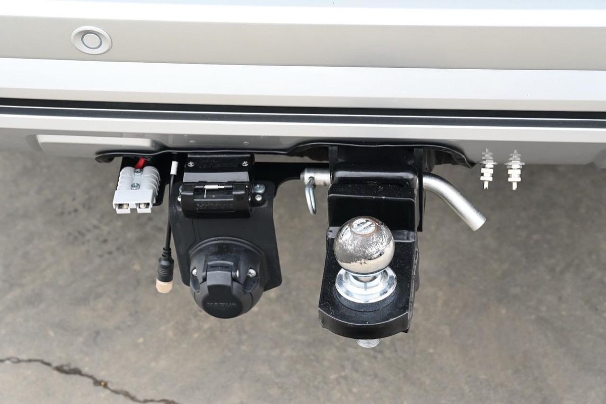 2024 Mitsubishi Pajero Sport Exceed QF