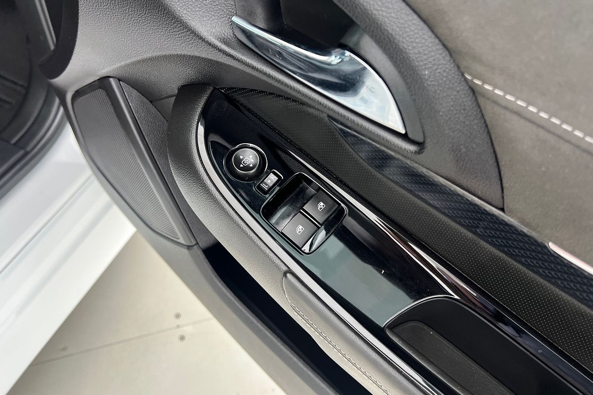 2016 Holden Ute SS V Redline VF Series II Rear Wheel Drive