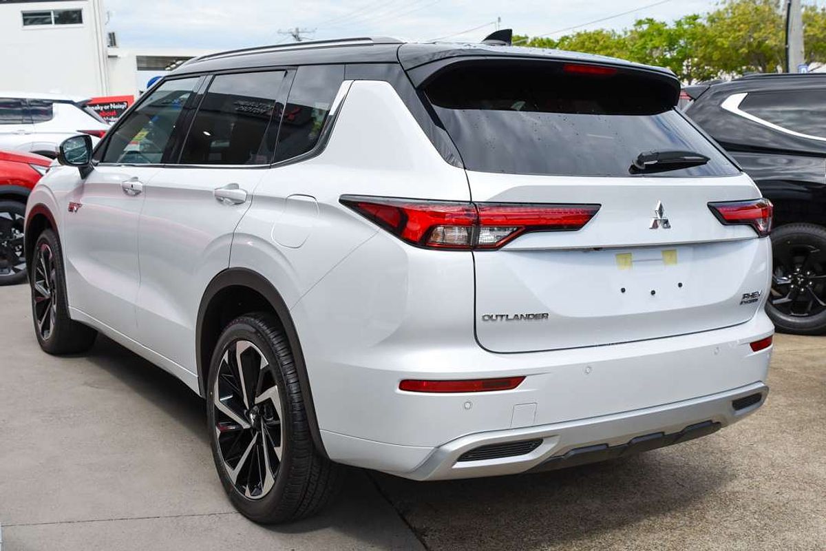 2024 Mitsubishi Outlander PHEV Exceed Tourer ZM