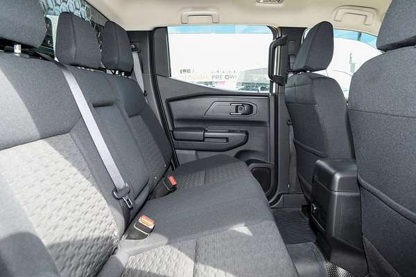 2025 Mitsubishi Triton GLX MV 4X4