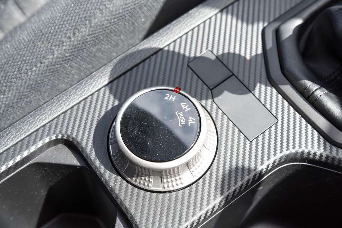 2025 Mitsubishi Triton GLX MV 4X4