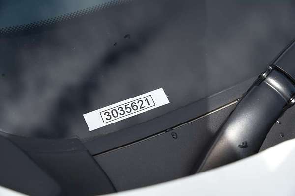 2025 Mitsubishi Triton GLX MV 4X4