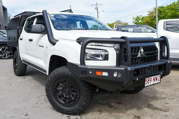 2025 Mitsubishi Triton GLX MV 4X4