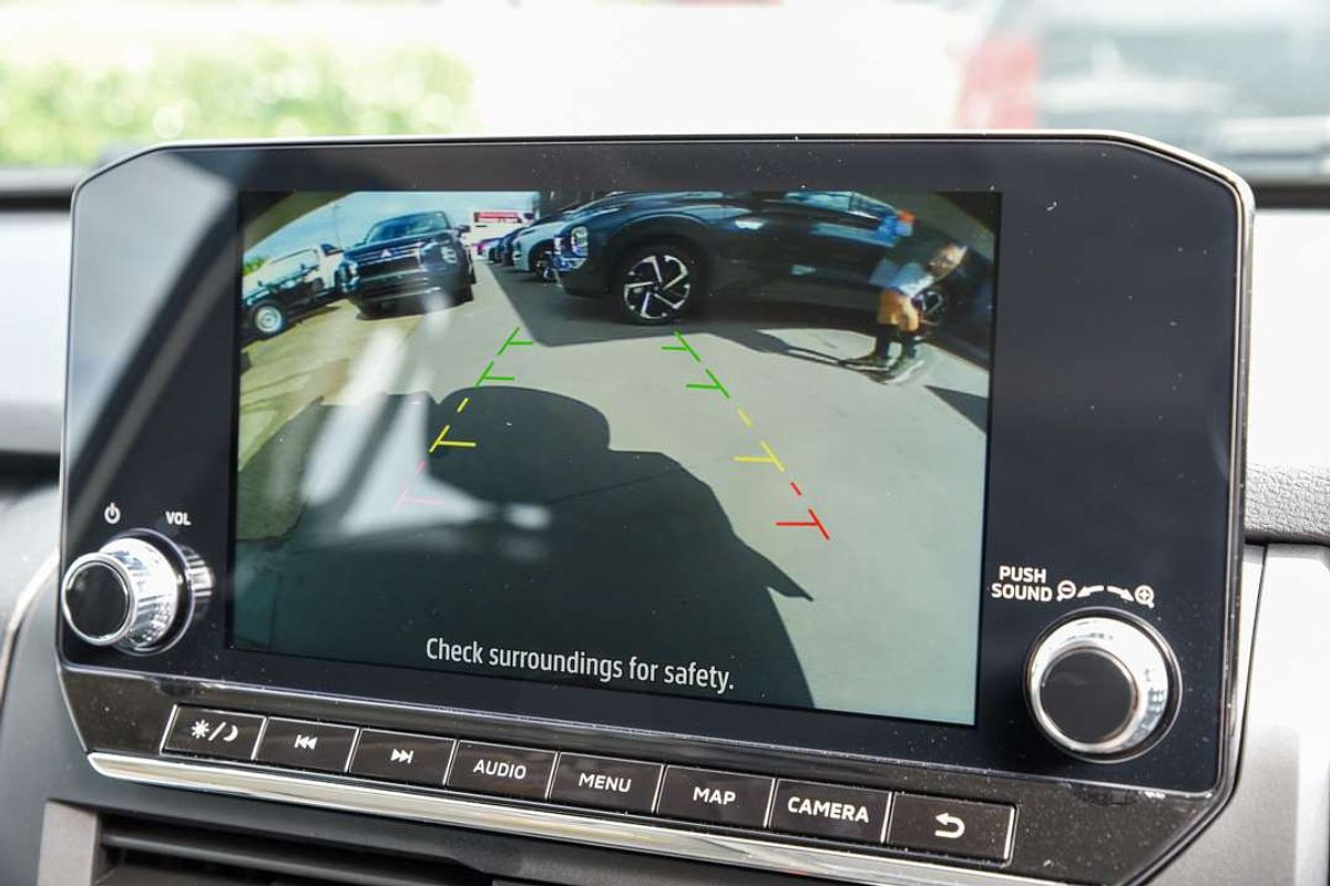 2025 Mitsubishi Triton GLX MV 4X4