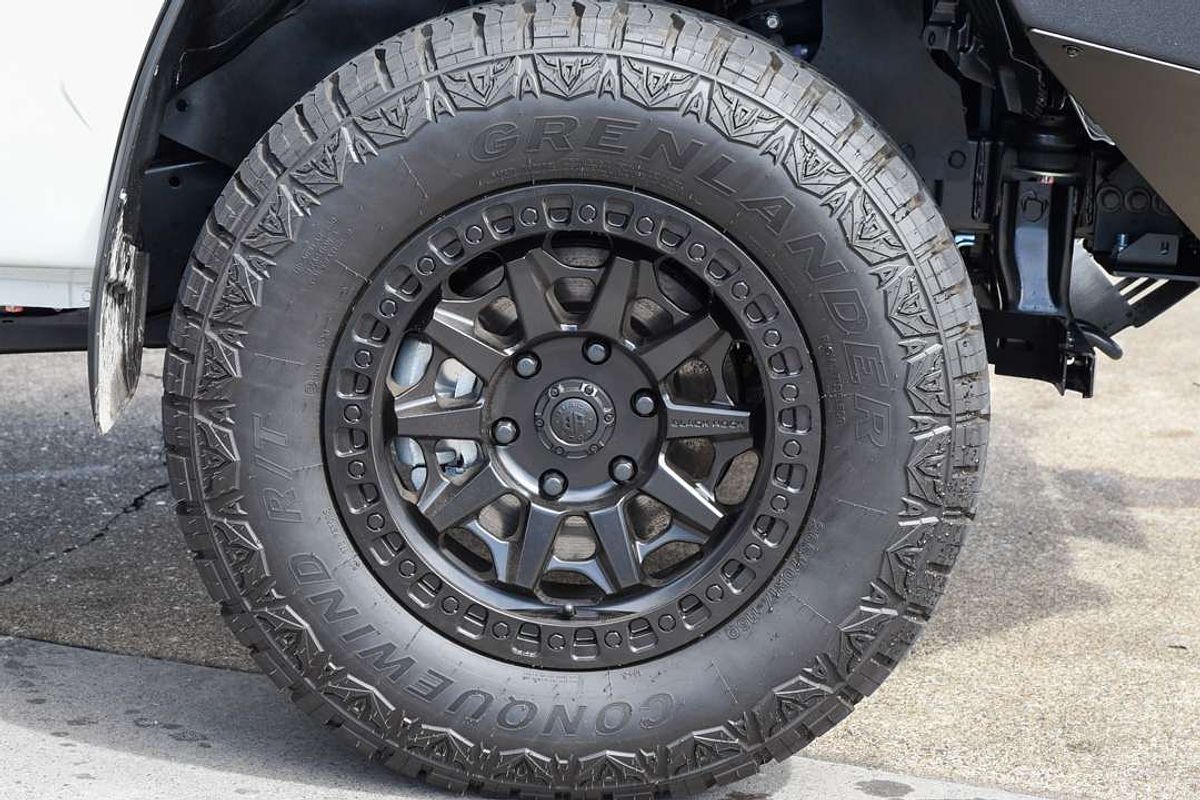 2025 Mitsubishi Triton GLX MV 4X4