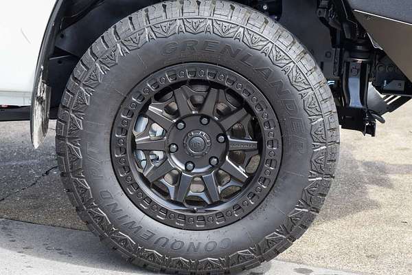 2025 Mitsubishi Triton GLX MV 4X4