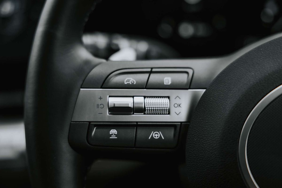 2025 Hyundai Kona Premium SX2.V3