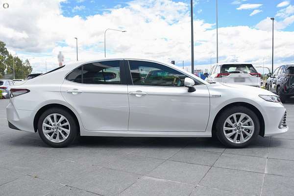 2024 Toyota Camry Ascent AXVH70R