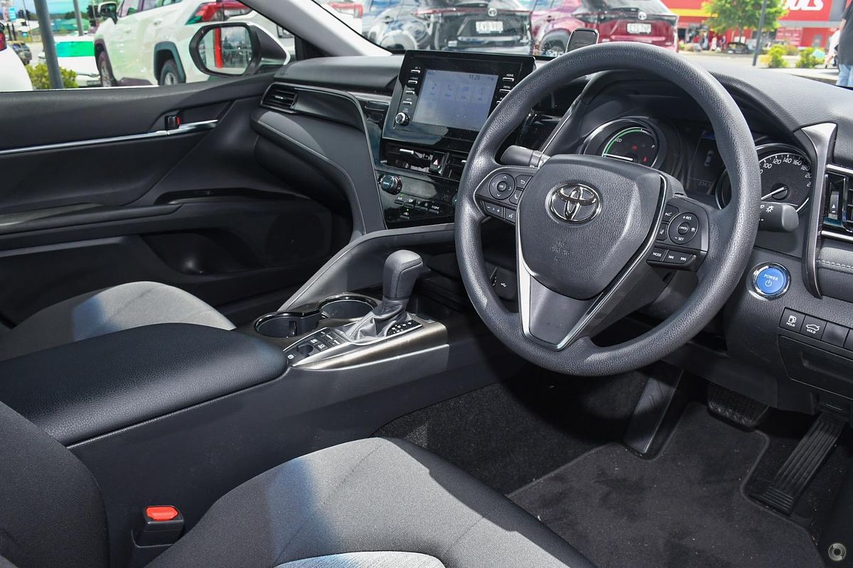 2024 Toyota Camry Ascent AXVH70R