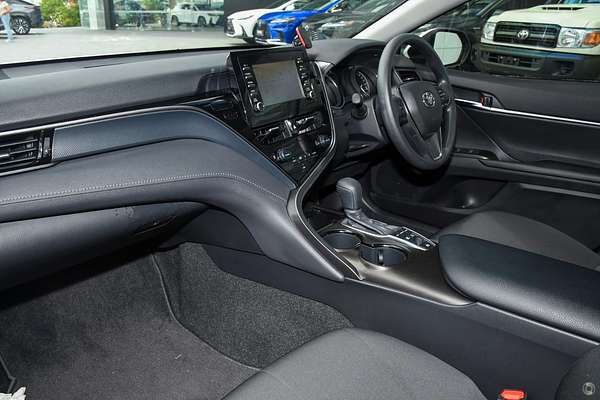 2024 Toyota Camry Ascent AXVH70R