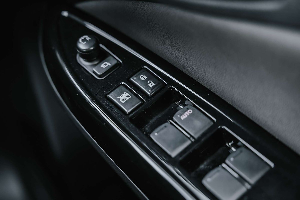 2025 Suzuki Fronx Hybrid GLX KW