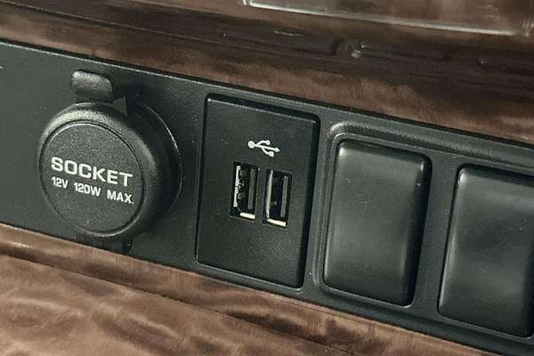 2019 Nissan Patrol Ti Y62 Series 4