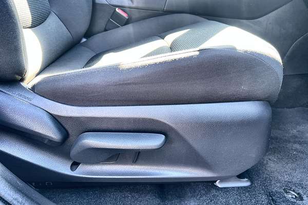 2022 Toyota RAV4 GX AXAH52R