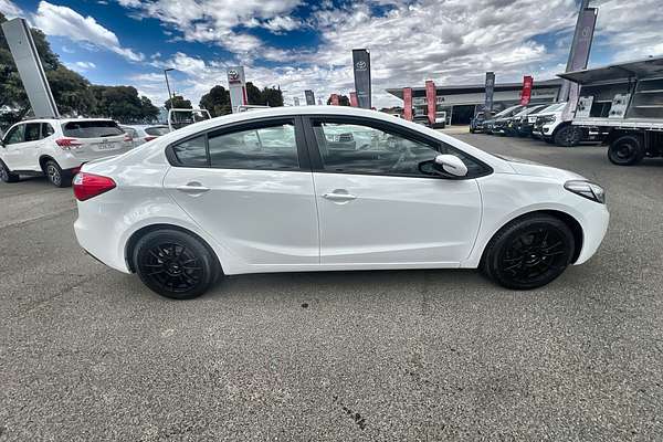 2013 Kia Cerato S YD