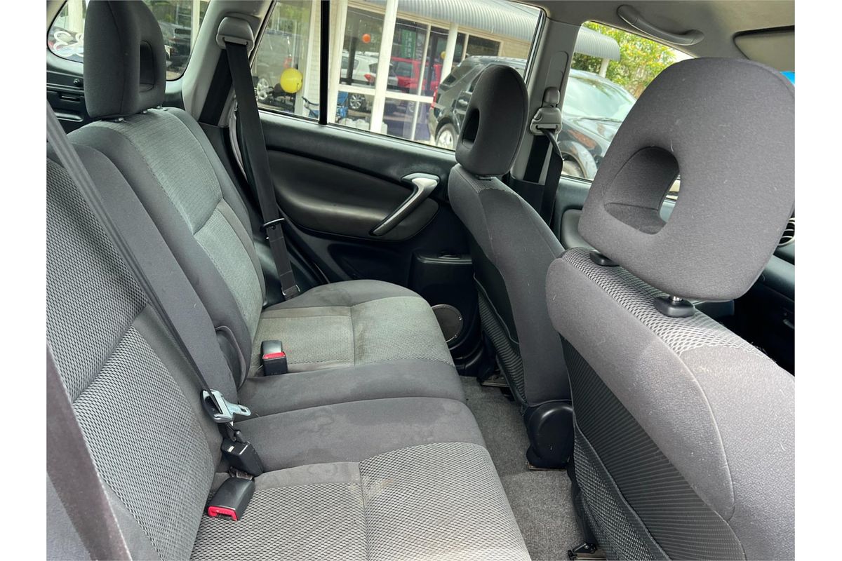 2004 Toyota RAV4 CV ACA23R