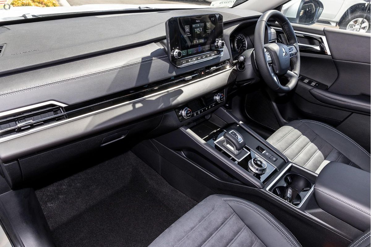 2025 Mitsubishi Outlander Aspire ZM