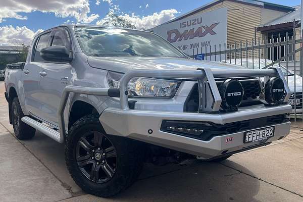 2024 Toyota Hilux SR GUN126R 4X4