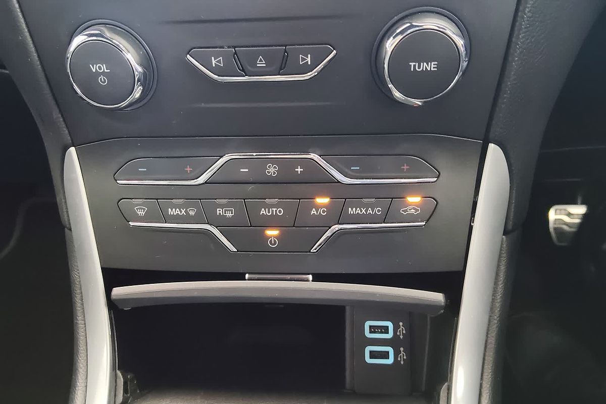 2018 Ford Endura ST-LINE (FWD) CA MY19