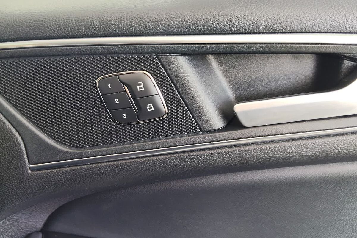 2018 Ford Endura ST-LINE (FWD) CA MY19