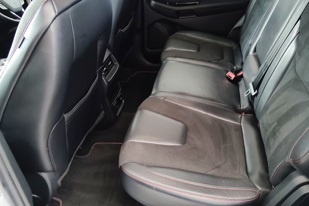 2018 Ford Endura ST-LINE (FWD) CA MY19