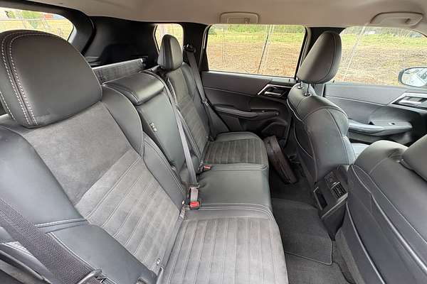 2024 Mitsubishi Outlander Aspire ZM