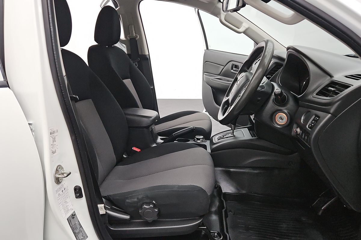 2019 Mitsubishi Triton GLS MR 4X4